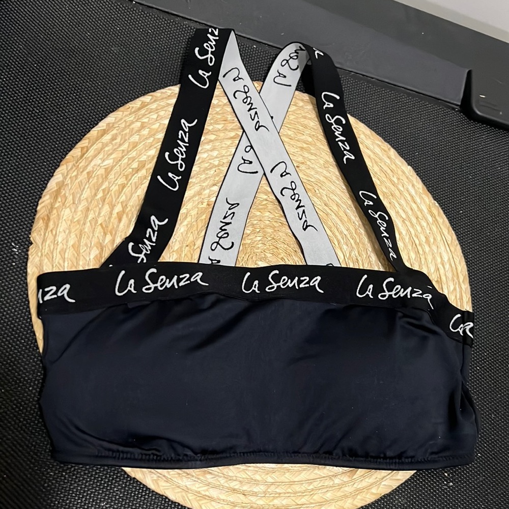 La SenZa Signature Spell out Padded Brallete Top Size Medium